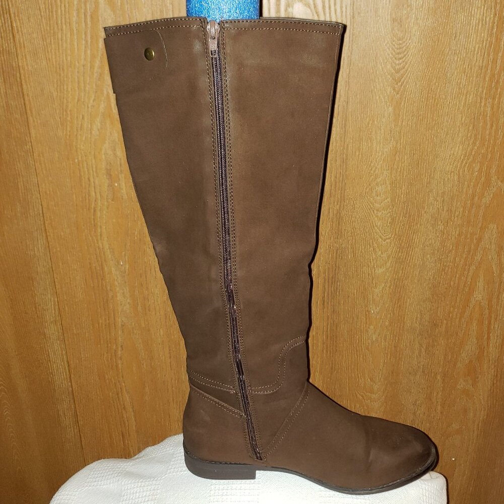 Used Women Boots